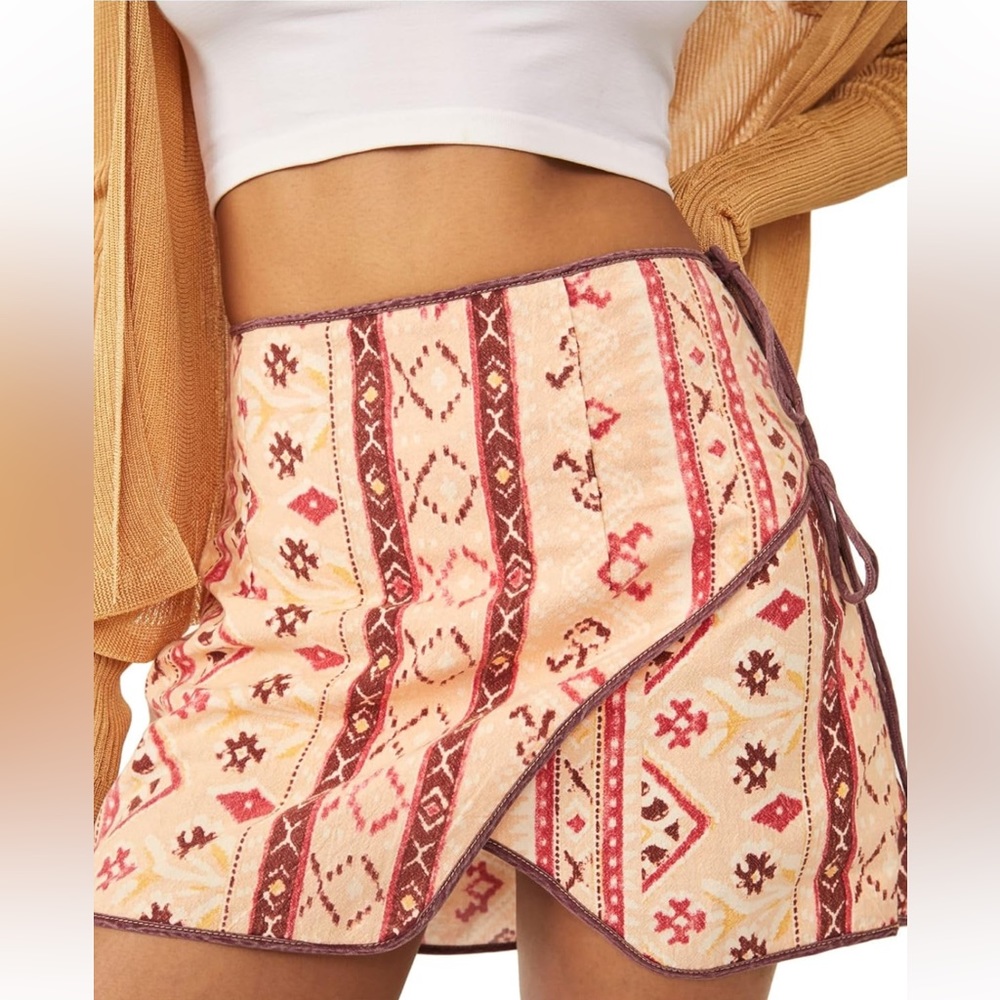🌺Free People Cleo Geometric-Print Wrap Miniskirt🌸🌺 - Picture 9 of 16